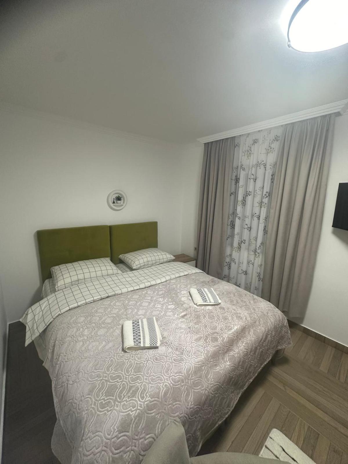 Apartmani Emily & Jully Nikšić Dış mekan fotoğraf