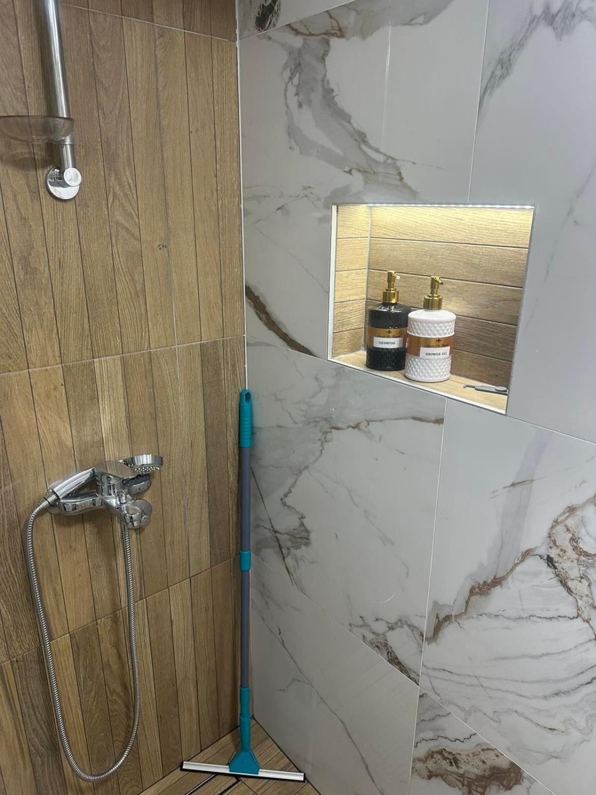 Apartmani Emily & Jully Nikšić Dış mekan fotoğraf