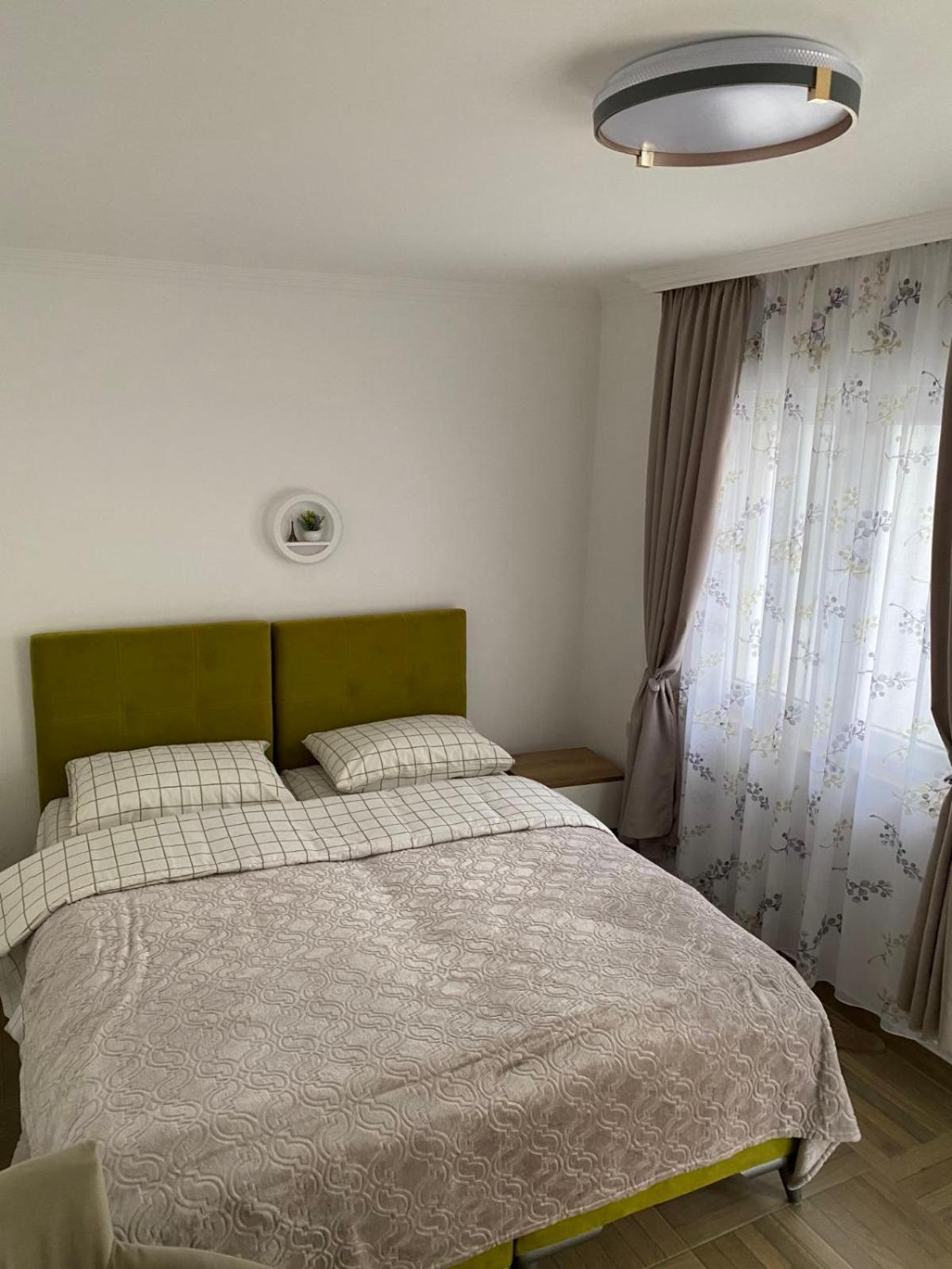Apartmani Emily & Jully Nikšić Dış mekan fotoğraf