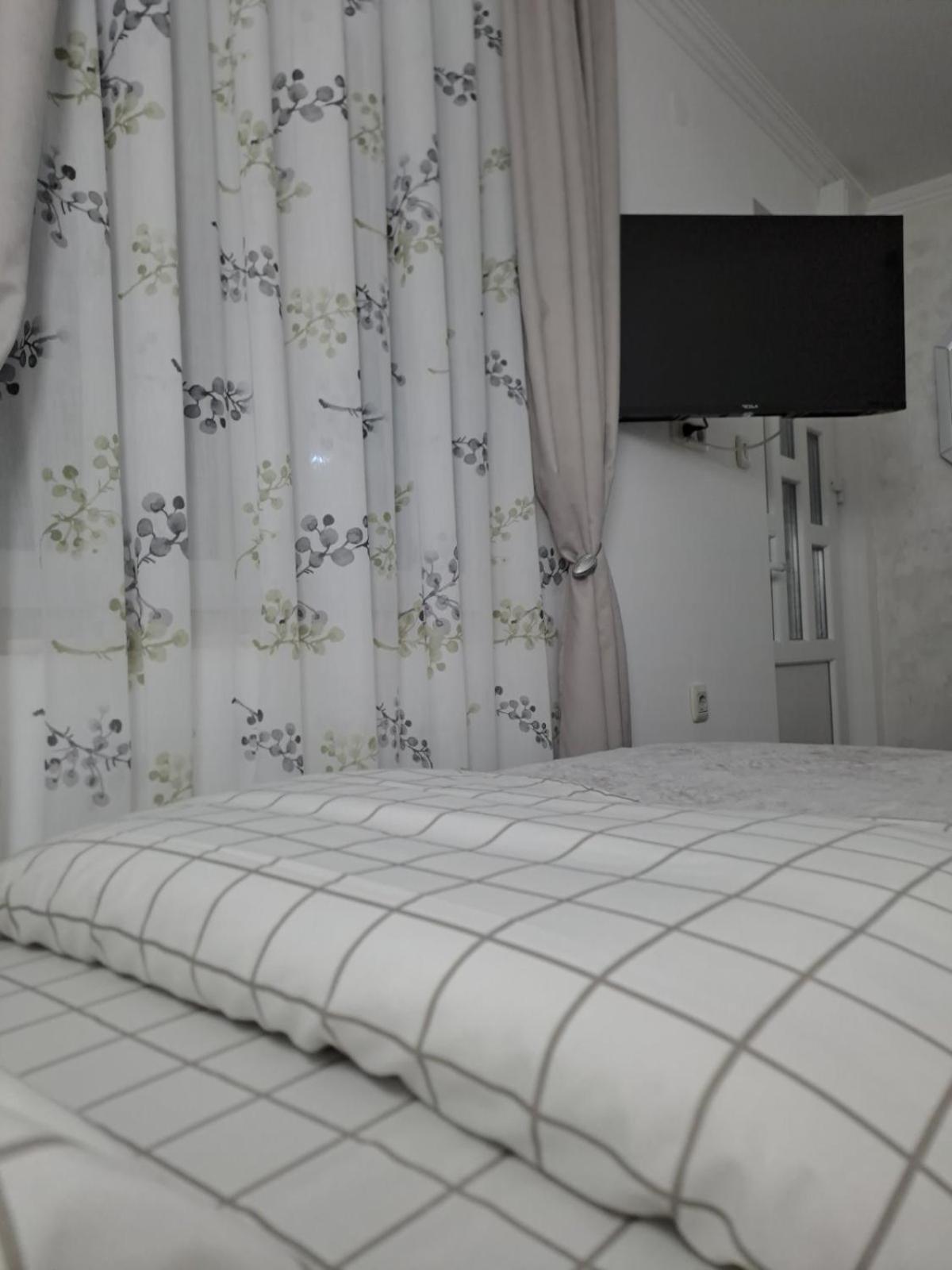 Apartmani Emily & Jully Nikšić Dış mekan fotoğraf